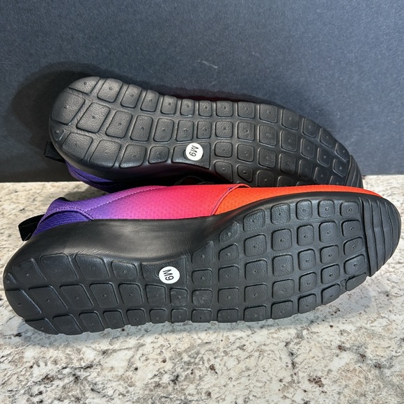 FedEx Custom Shoes. Men’s size 9. NWT. - Picture 5 of 6